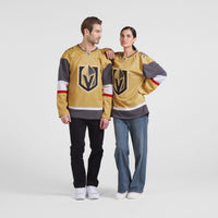Vegas Golden Knights Hockey Jersey, Gold Sportswear Jersey Shirt, Long Sleeve Hockey Sweater Jersey, Casual Gift for Men, Style 202015741