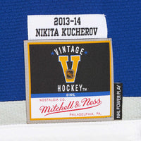 Nikita Kucherov Tampa Bay Lightning Hockey Jersey, Sportswear Jersey Shirt, Long Sleeve Hockey Jersey, Casual Gift for Men, Style 201979147